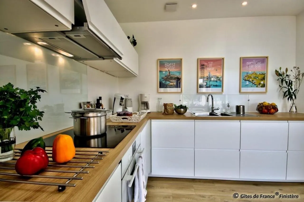 Gite Les Roseaux Kerlouan Holiday home